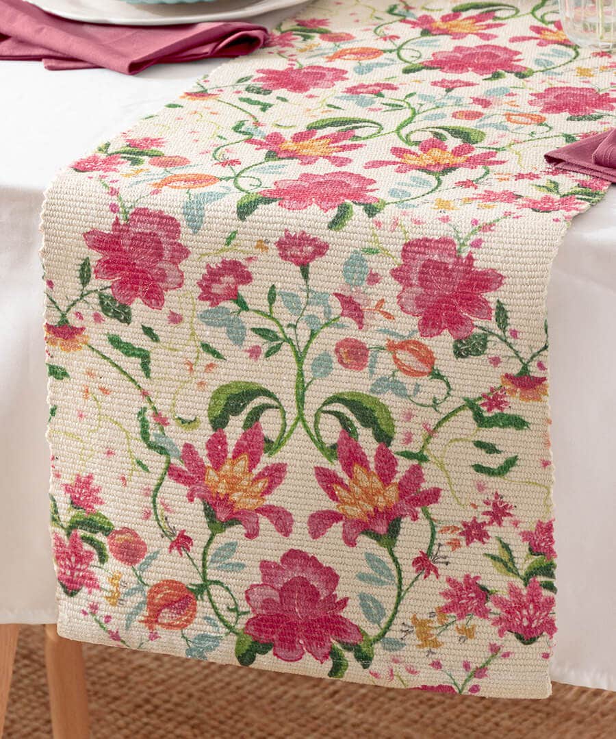 Claudia Floral Printed Indoor/Outdoor Table Runner