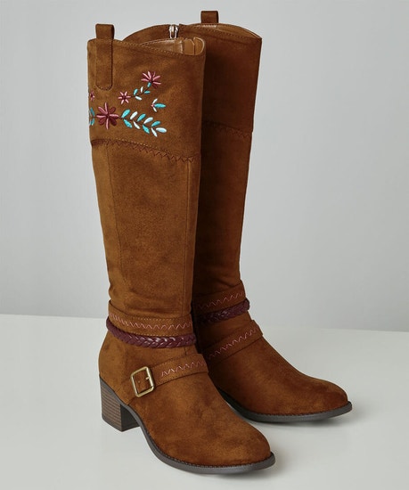 California Dreams Embroidered Boots
