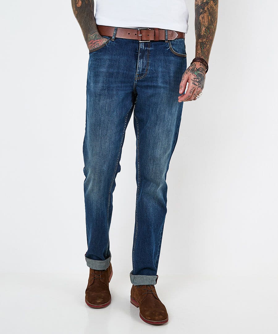 Remarkable Regular Jeans