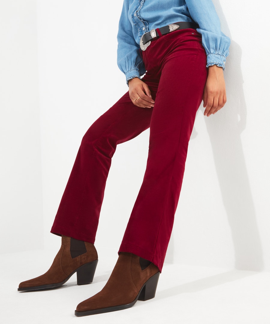 Cigarette trousers - a must have! - Social BeautifySocial Beautify
