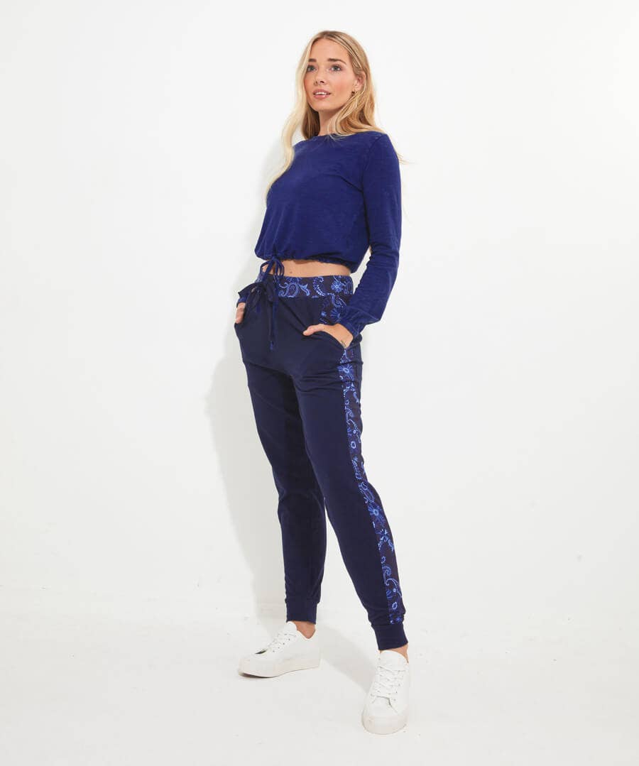 Comfy clearance jogging pants