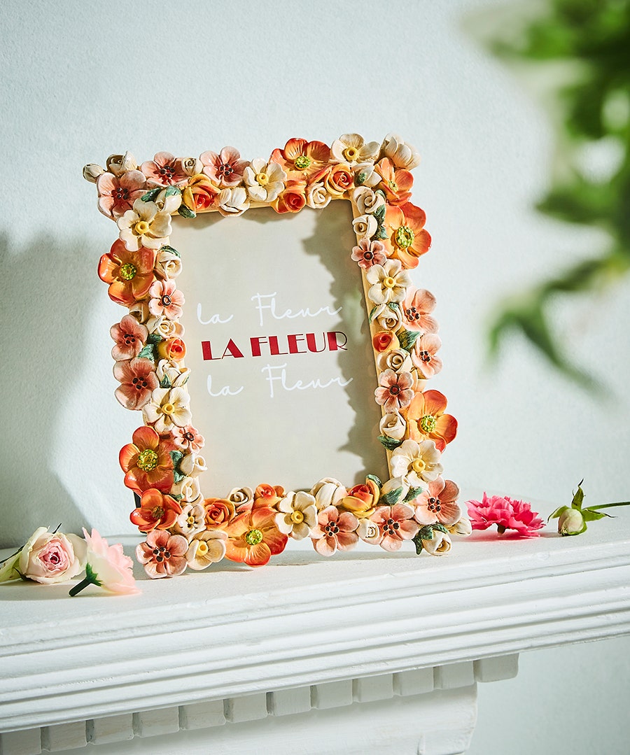 Pretty Flower Photo Frame