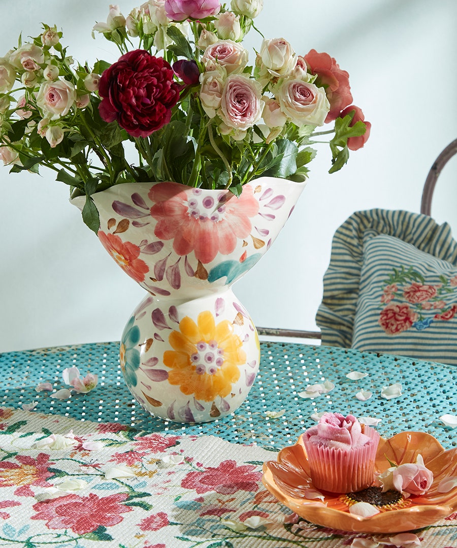 Hankie Painted Flower Vase