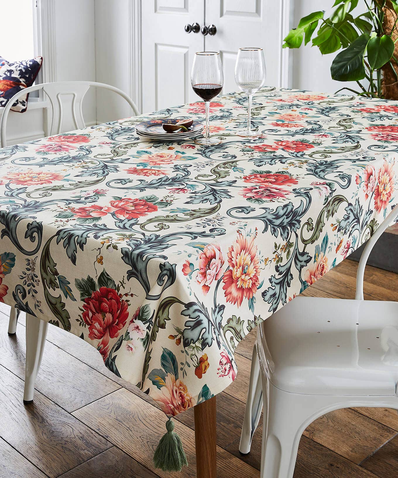 Fabulously Floral Tablecoth