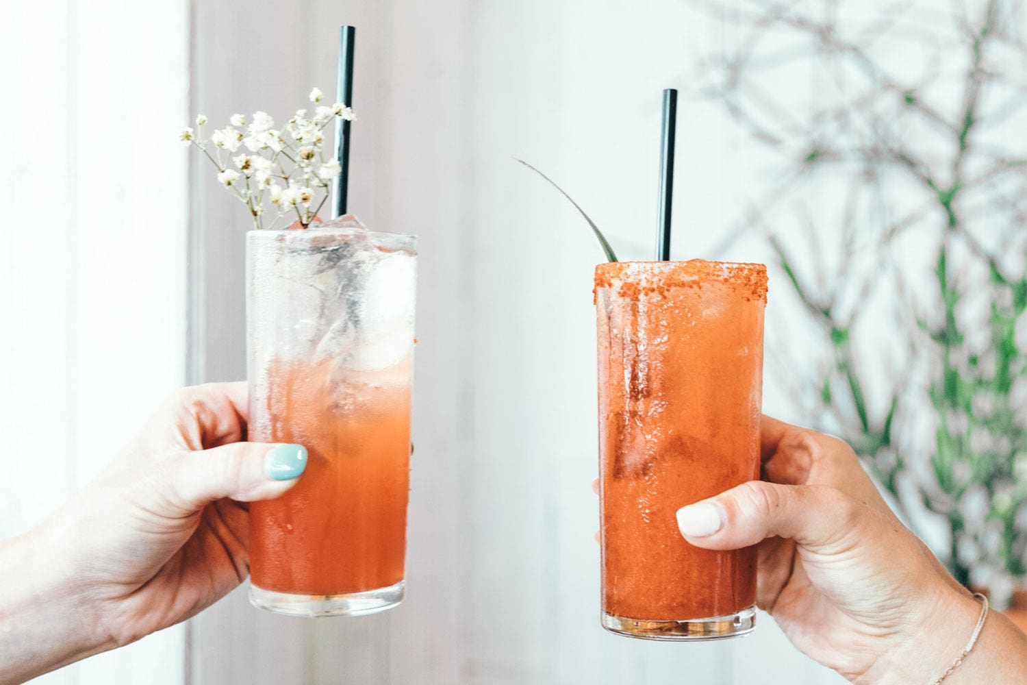 Simple Cocktail Recipes For Your Date Night At Home!