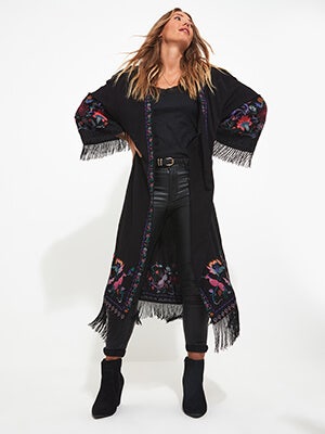 EXQUISITE EMBROIDERED KIMONO