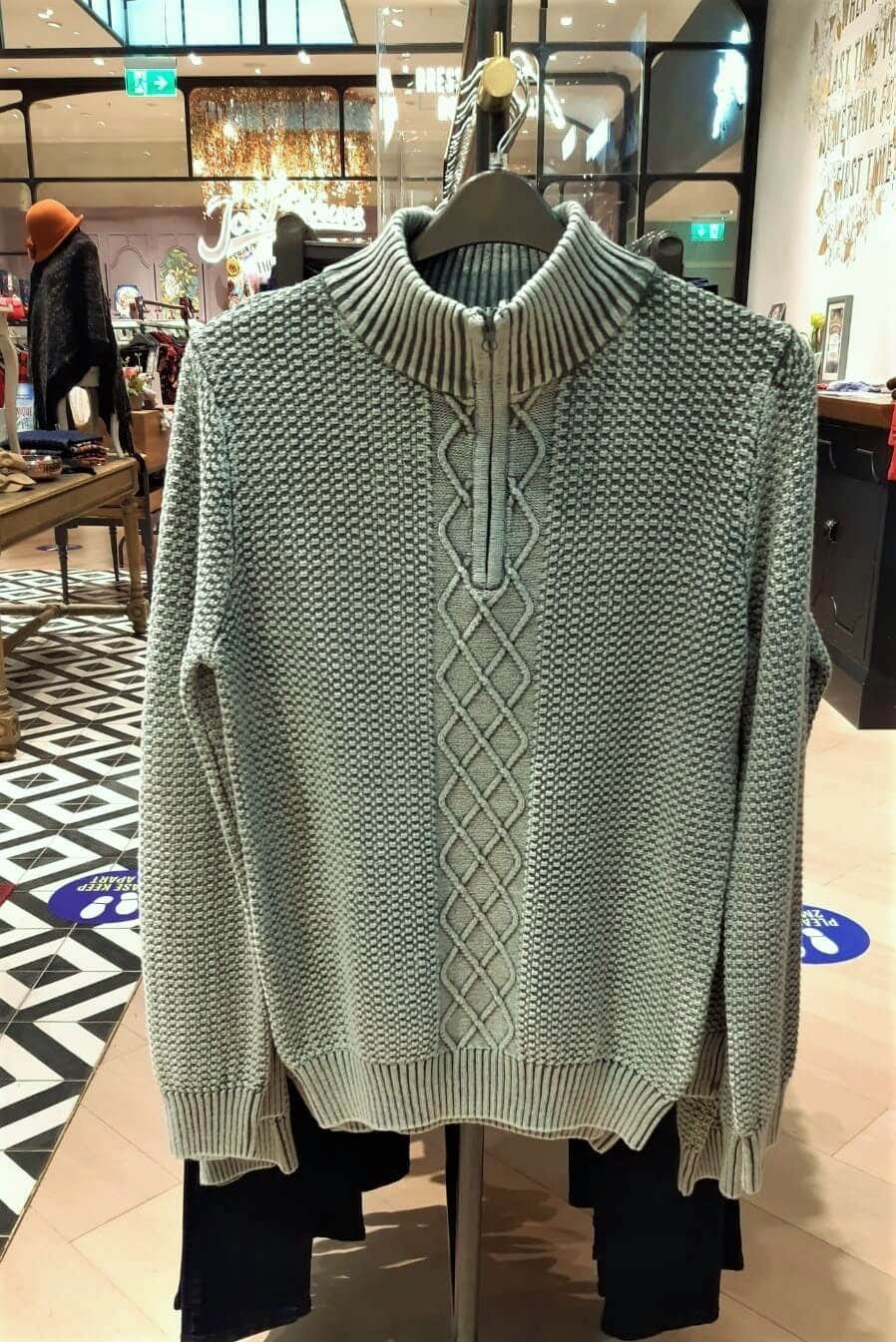 Comfortable And Cool Knit