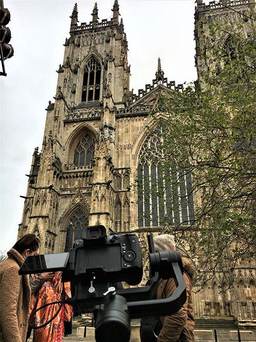 York Minster Abby - Behind The Scenes With Joe Browns