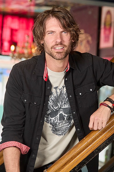 How To Style a Graphic T-Shirt for men