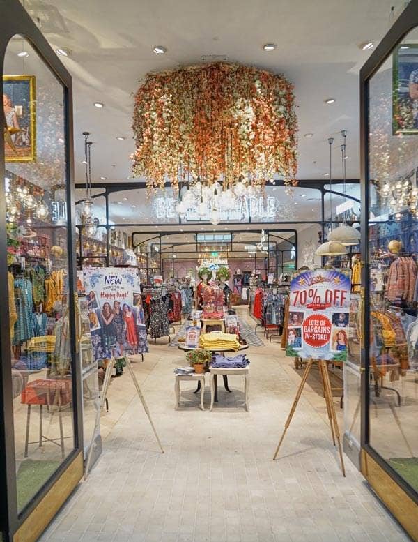 Joe Browns' Store