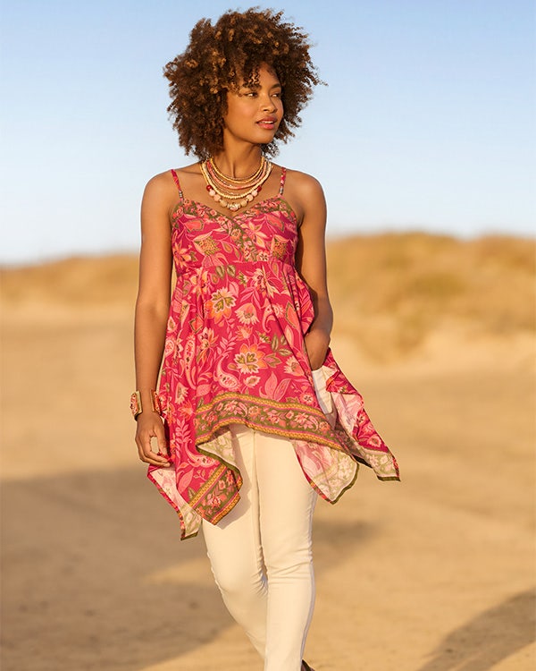 Dippy Hem Printed Tunic Top