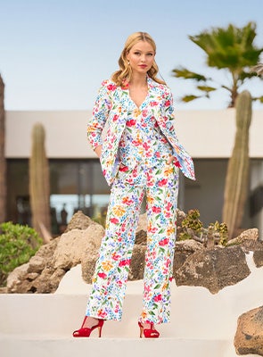 Fabulous Floral Fashion For Outdoor Occasions