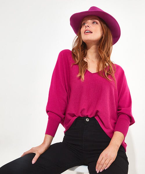 CAMILLE RELAXED V-NECK JUMPER
