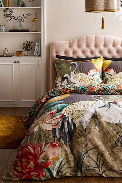 Elegant Cranes Bed Set