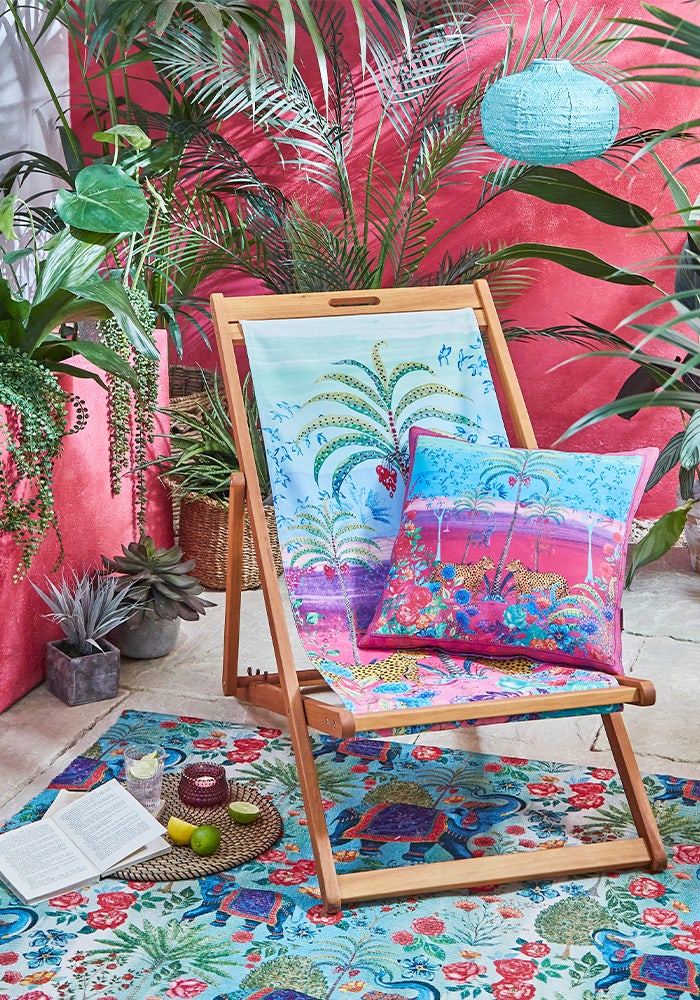 Wanderlust Garden Decor